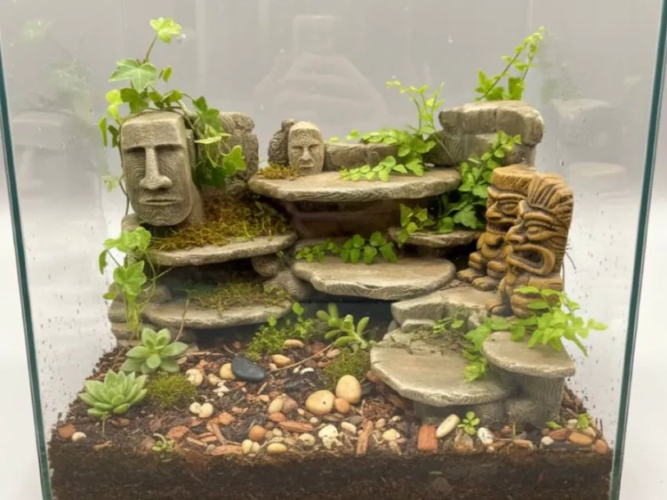 Wyspa Moai ścianka do terrarium z półkami i skalnymi stopniami