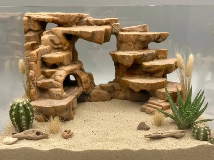 Skalna dekoracja do terrarium z grotą i kamiennym mostem